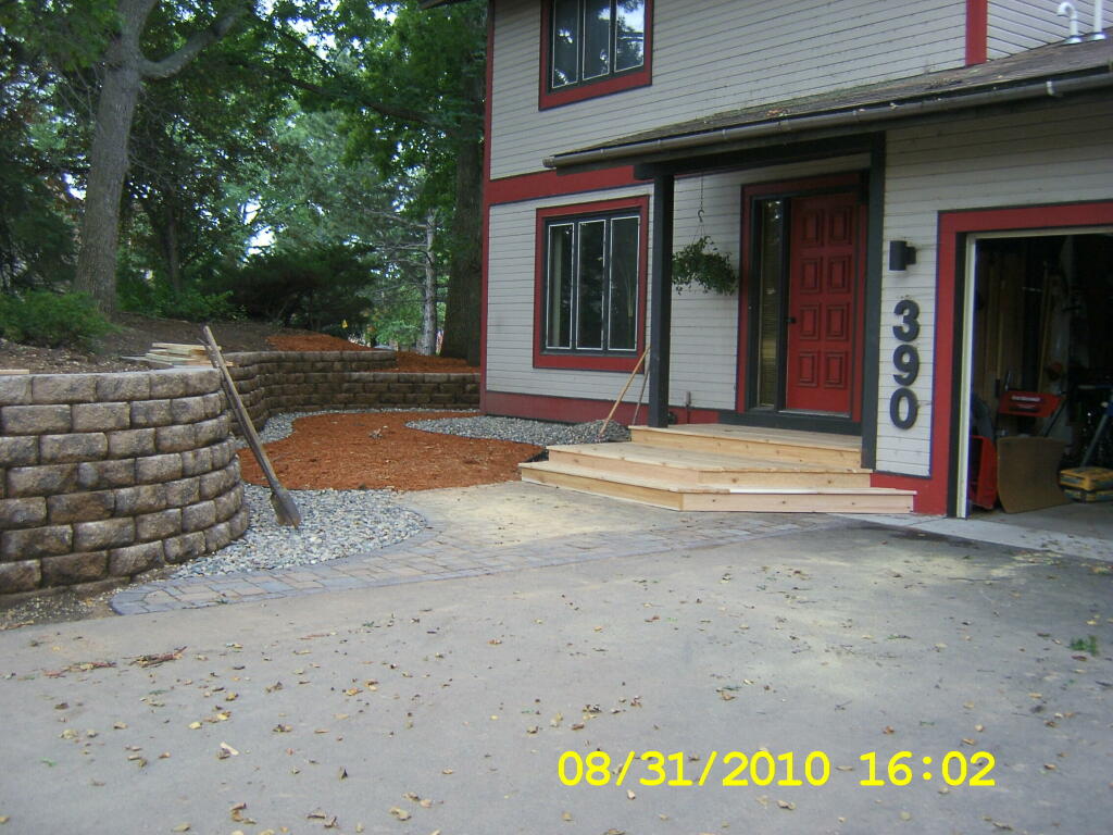 New Entry Way, new steps, new sidewalk, new pavers